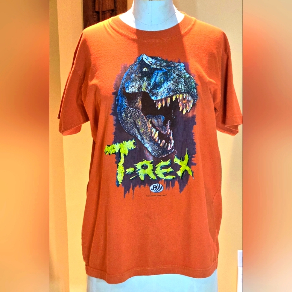 Vintage Jurassic Park 3 T-Rex kids t-shirt  XL, Orange, Universal studios
